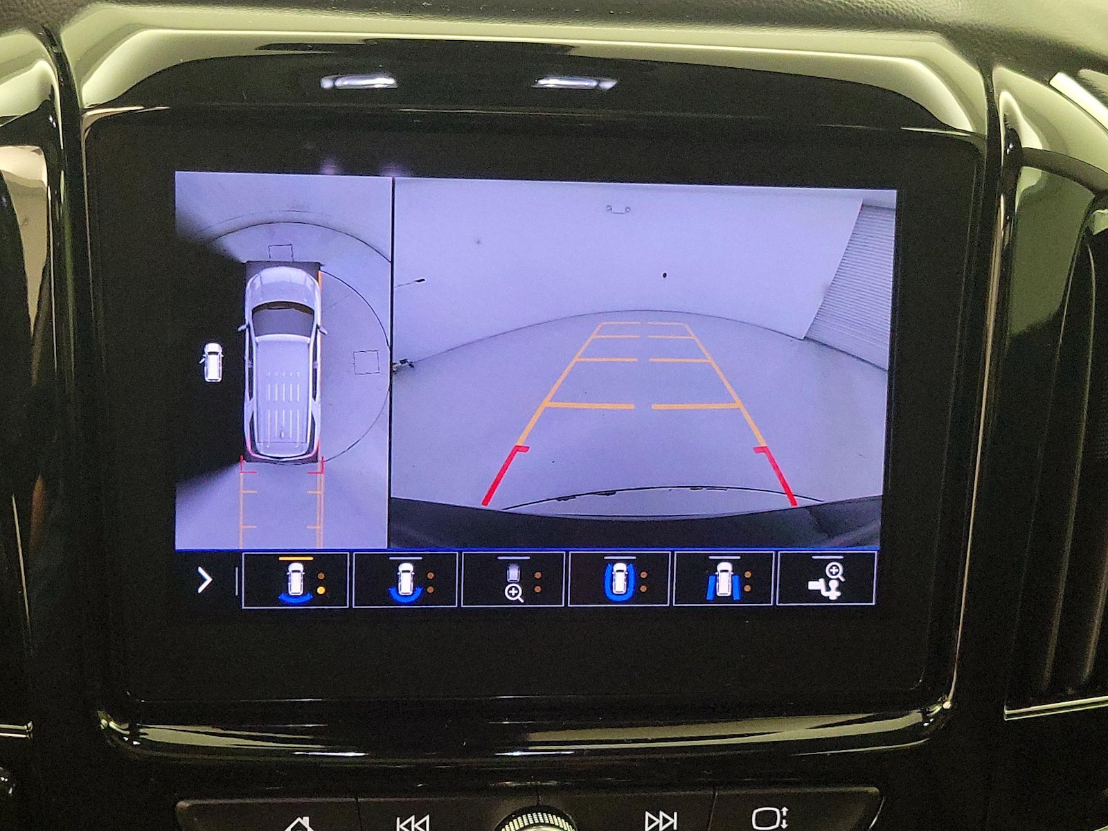 2020 Chevrolet Traverse Premier - Photo 15