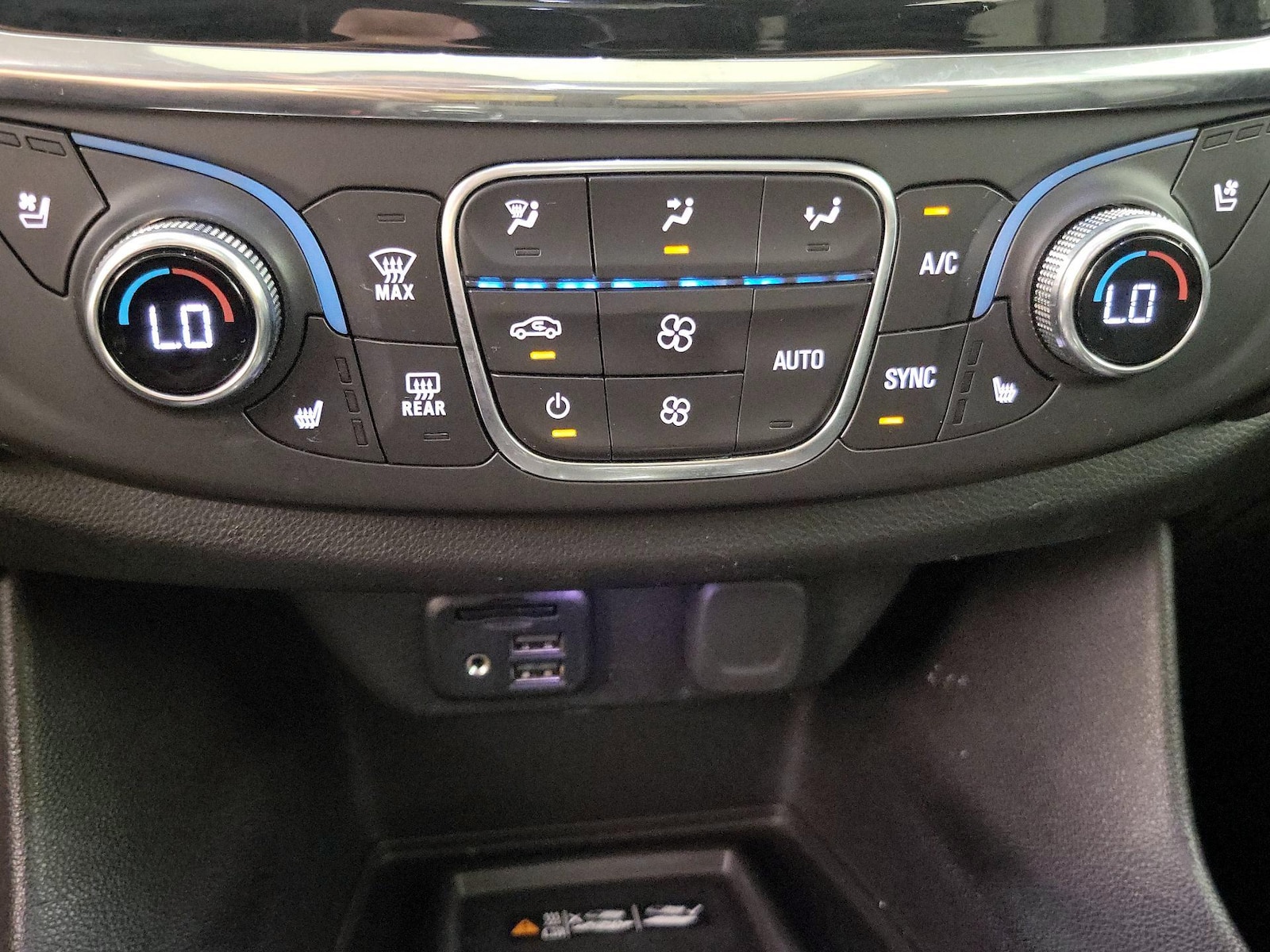 2020 Chevrolet Traverse Premier - Photo 17