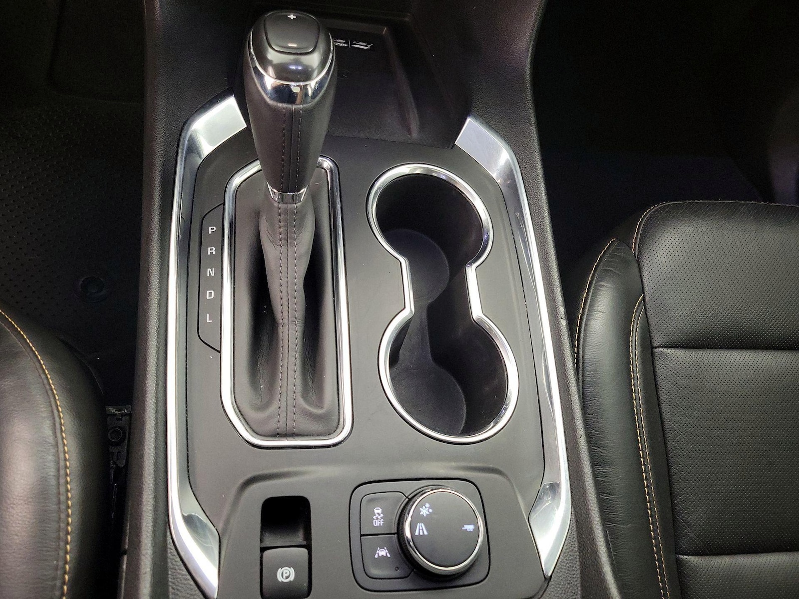 2020 Chevrolet Traverse Premier - Photo 18