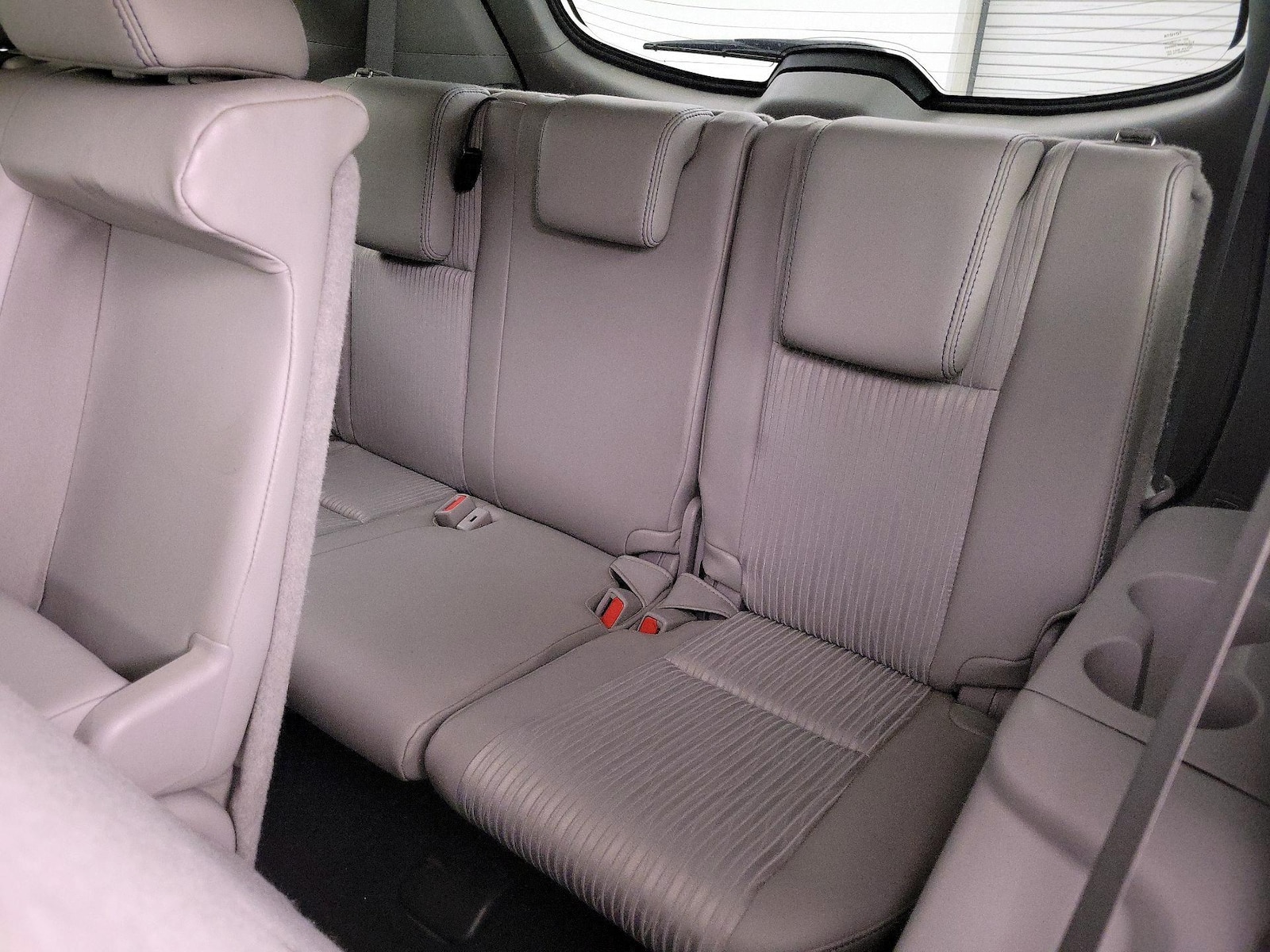 2017 Toyota Highlander LE Plus - Photo 21