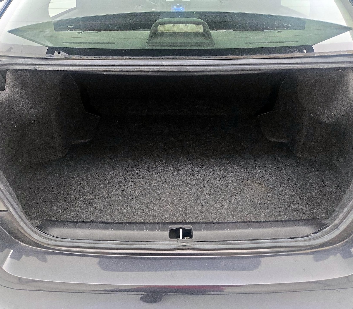 Trunk/Cargo (Seats Up)
