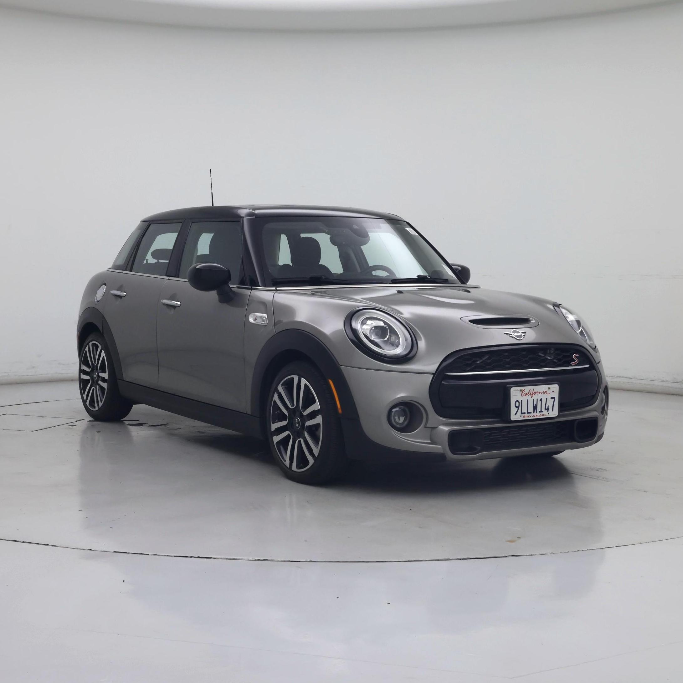 Silver 2021 MINI Cooper Hatchback Front-Wheel Drive Automatic
