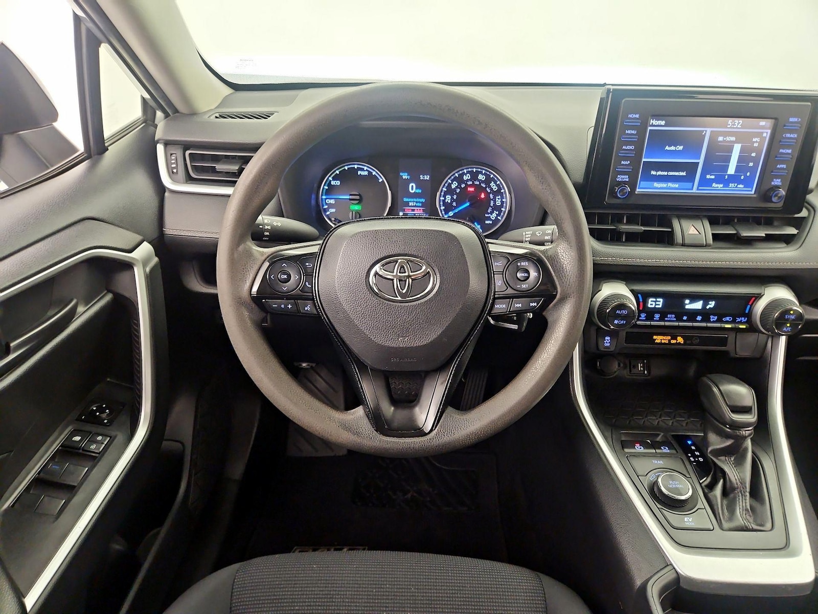 2019 Toyota RAV4 LE - Photo 11