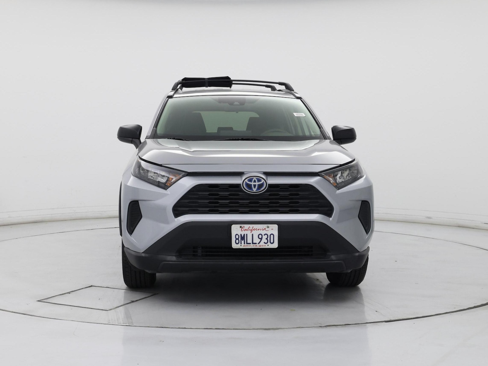2019 Toyota RAV4 LE - Photo 6