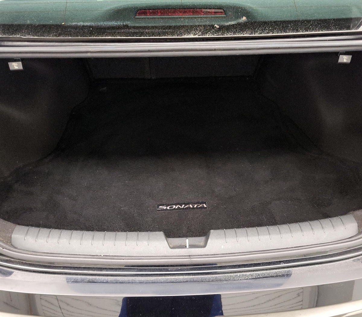 Trunk/Cargo (Seats Up)