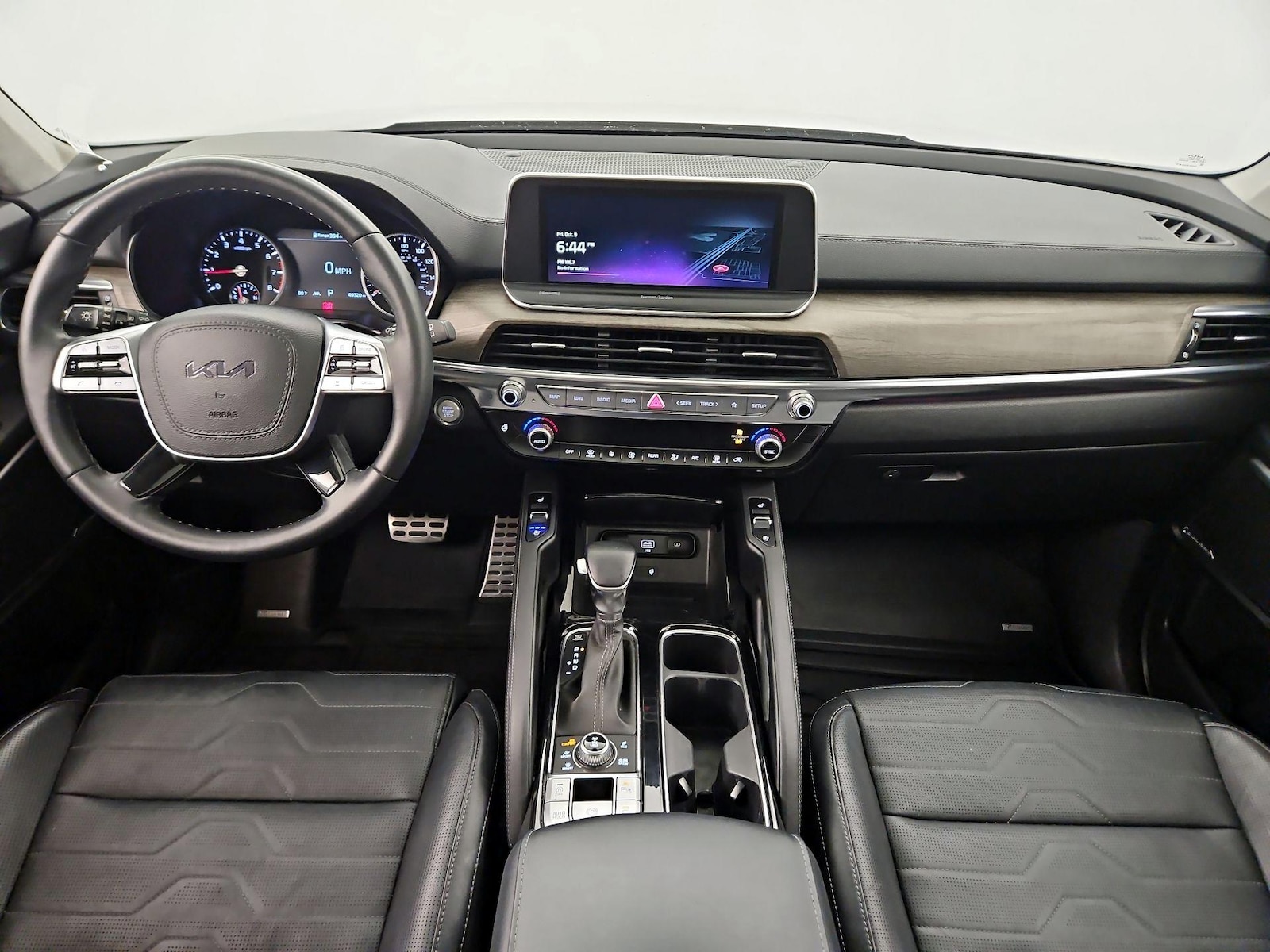 Apple CarPlay® & Android Auto™