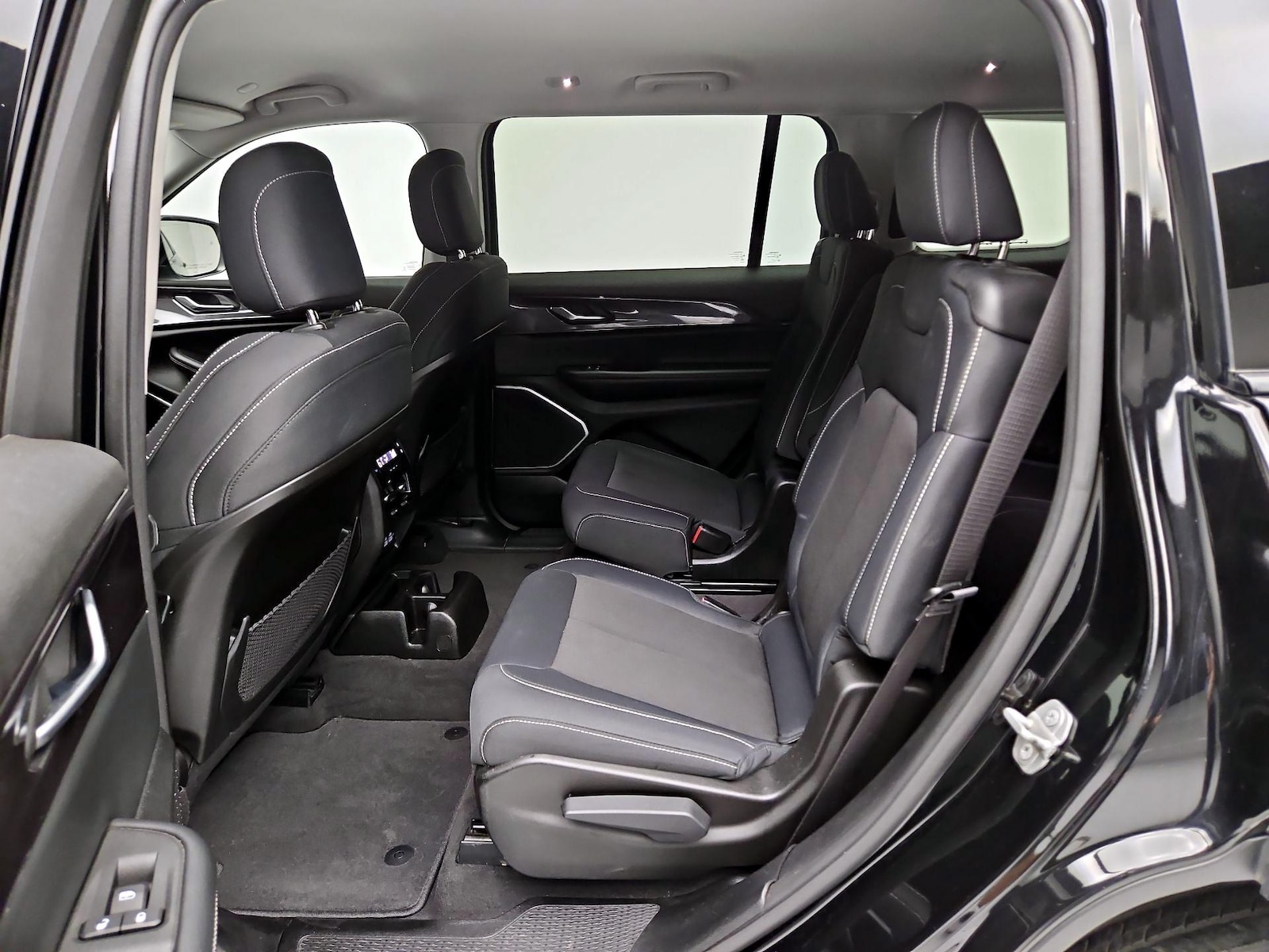 Rear Air Conditioning