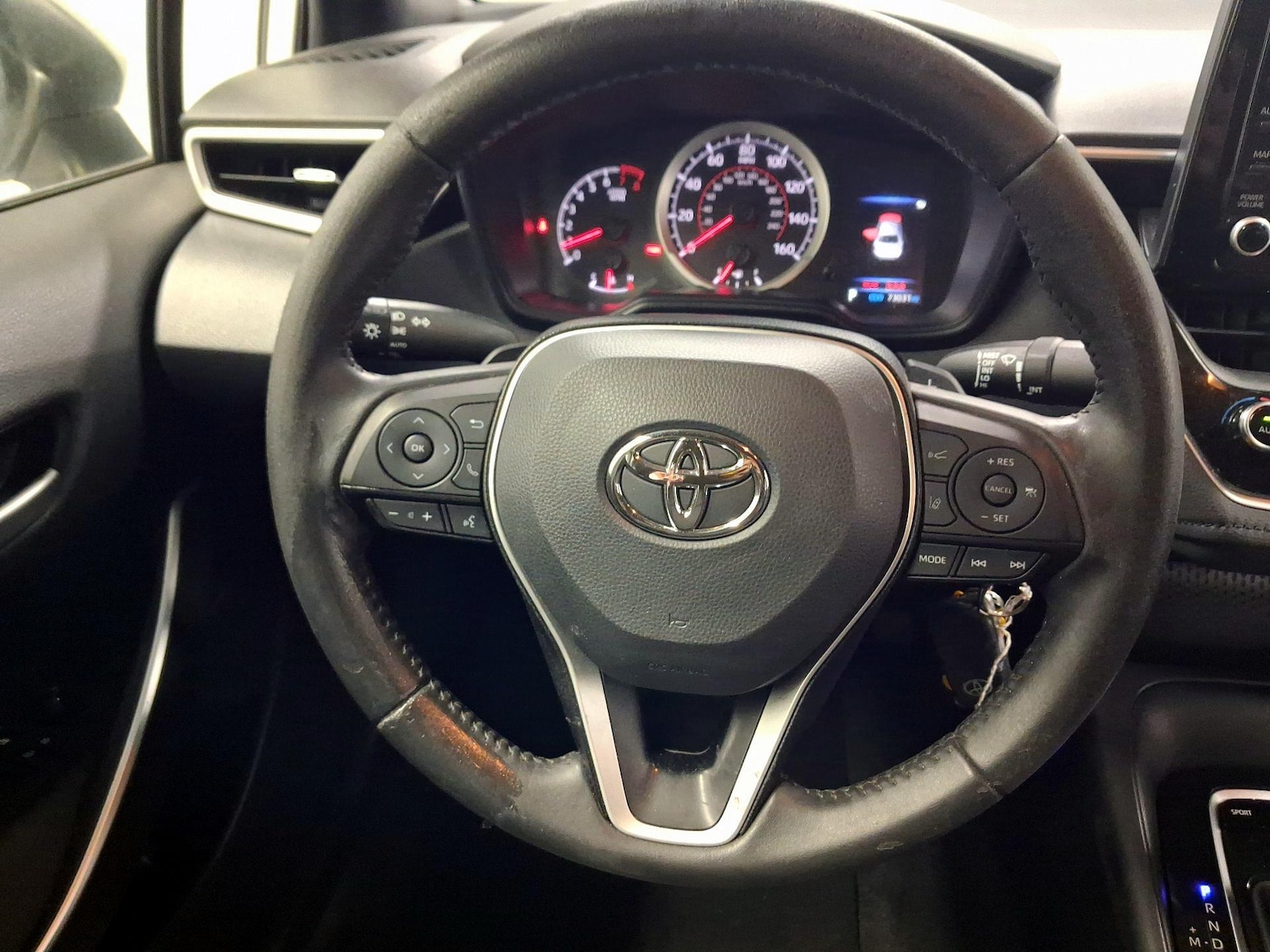 2022 Toyota Corolla SE - Photo 11