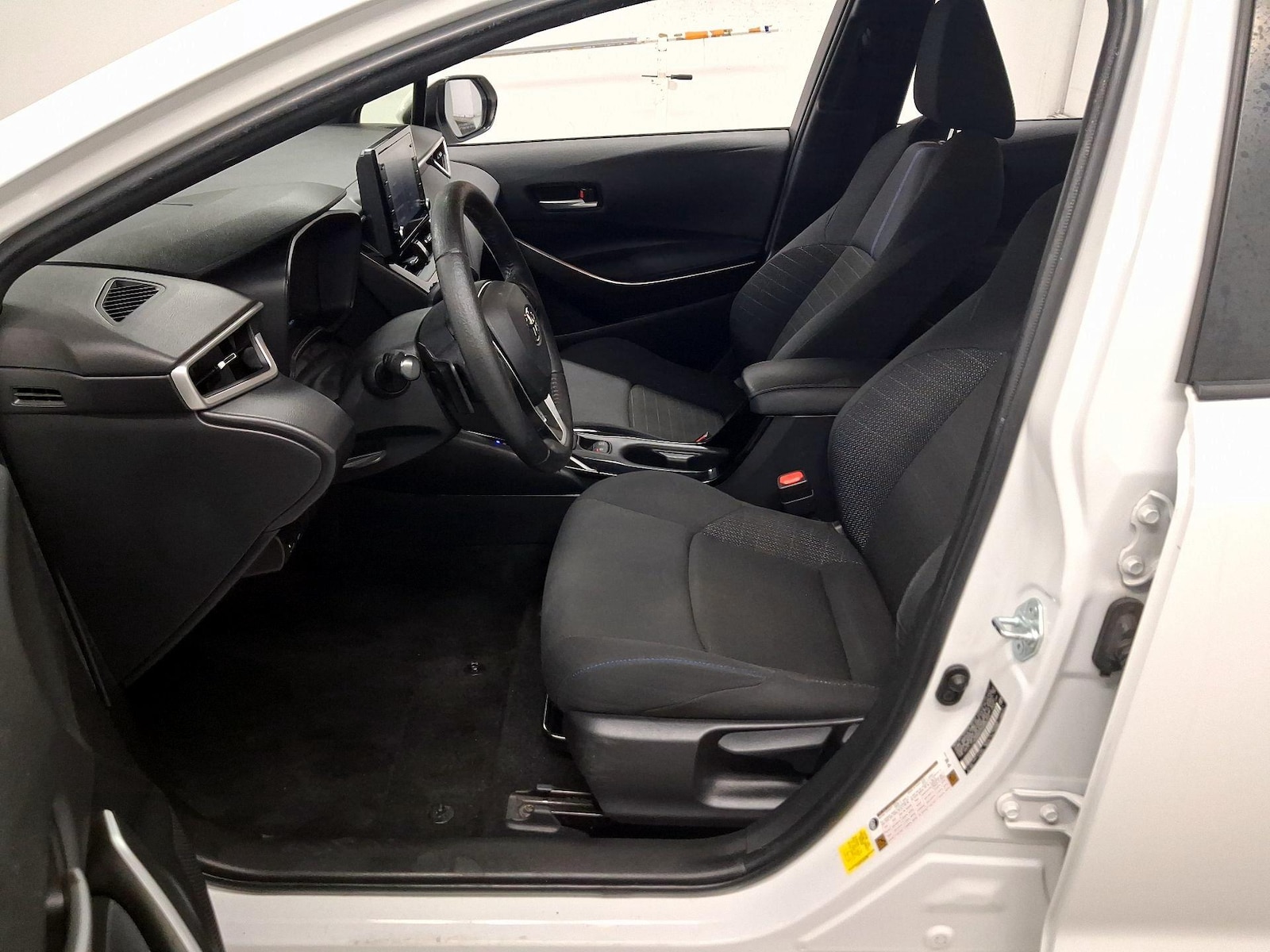 2022 Toyota Corolla SE - Photo 12
