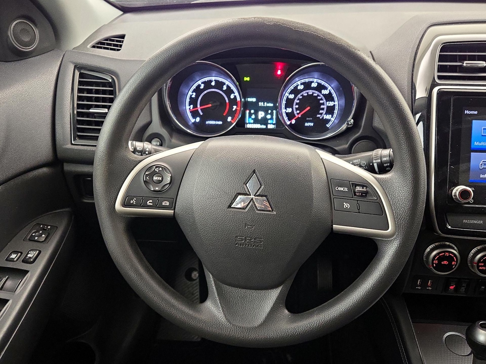 2020 Mitsubishi Outlander Sport ES - Photo 11