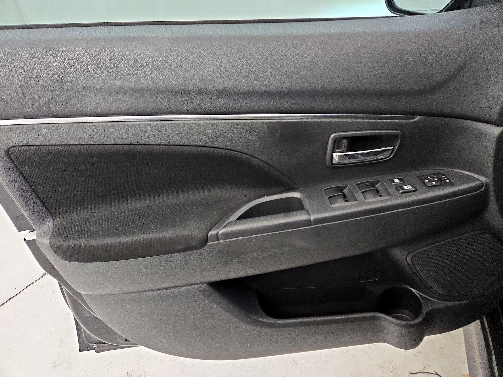 2020 Mitsubishi Outlander Sport ES - Photo 13