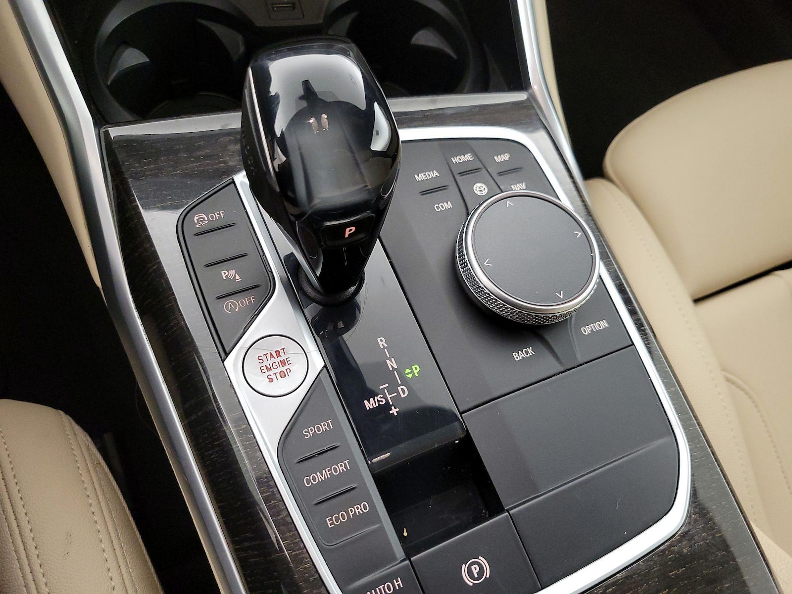 2021 BMW 3 Series 330i - Photo 19