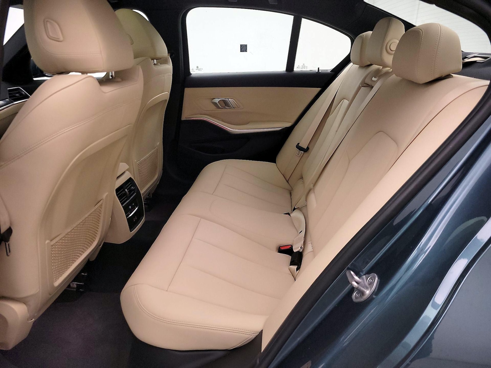 2021 BMW 3 Series 330i - Photo 21