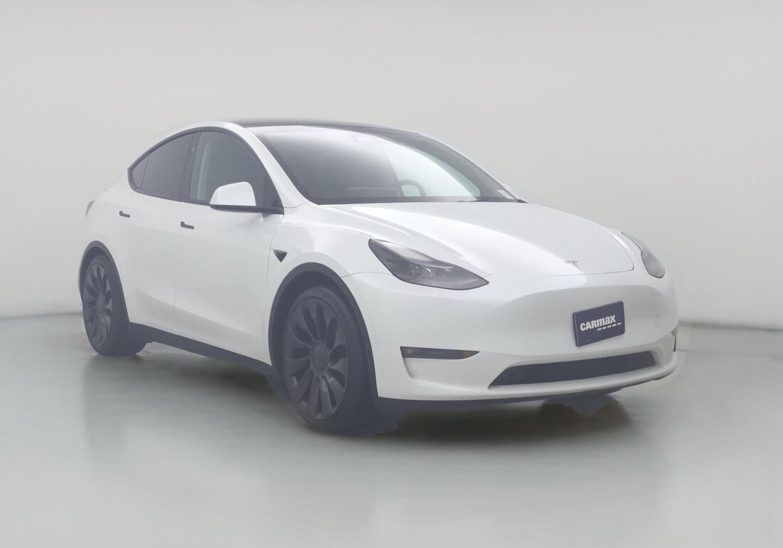 2023 Tesla Model Y Performance All-Wheel Drive in White — CarMax photo