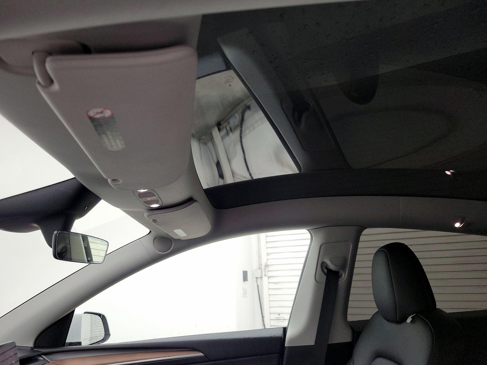 Skylight(s) & Overhead Airbags