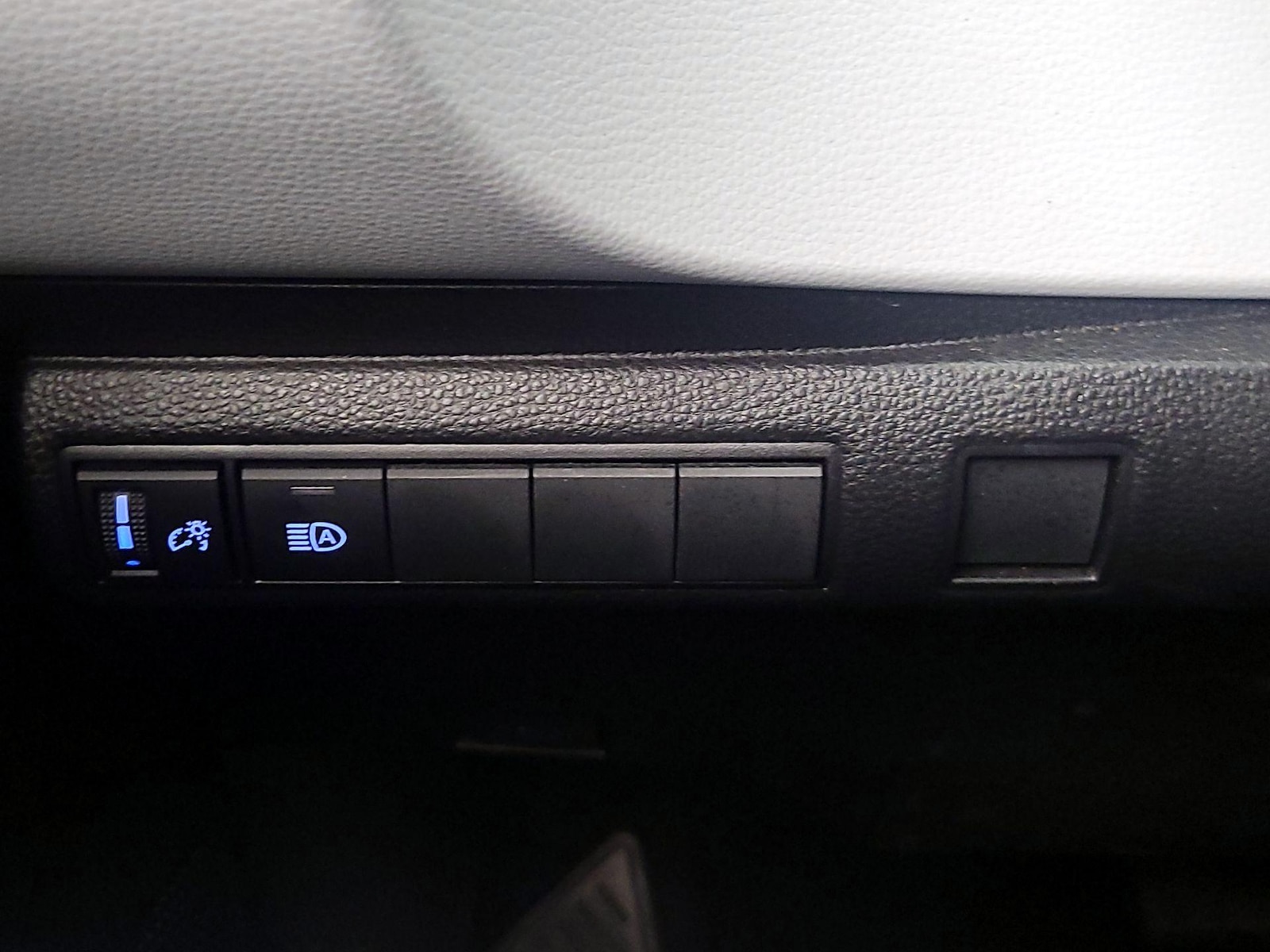 2022 Toyota Corolla SE - Photo 14