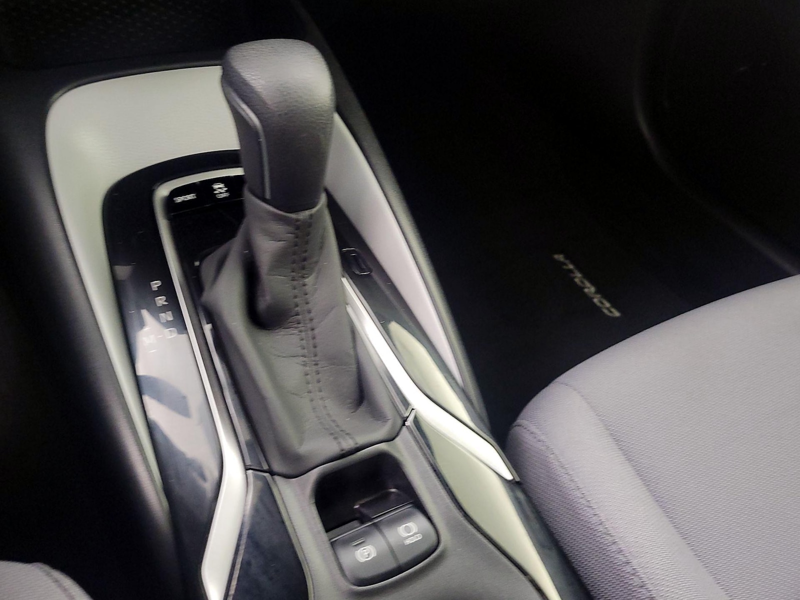 2022 Toyota Corolla SE - Photo 18
