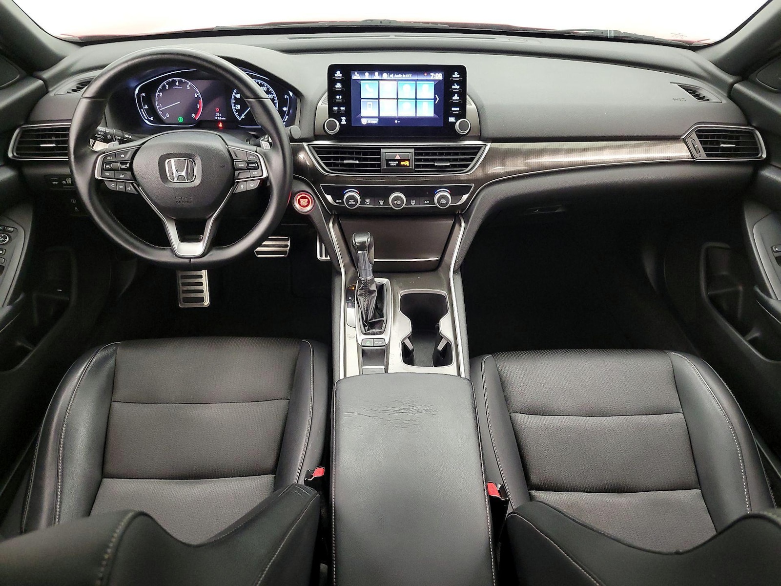 Apple CarPlay® & Android Auto™
