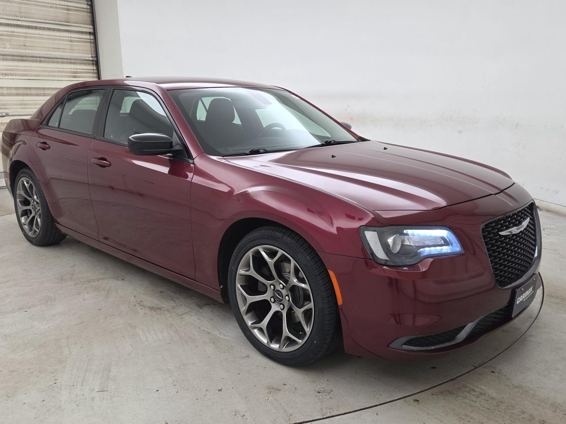 2018 Chrysler 300