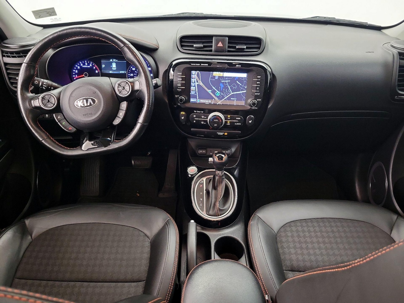 Apple CarPlay® & Android Auto™