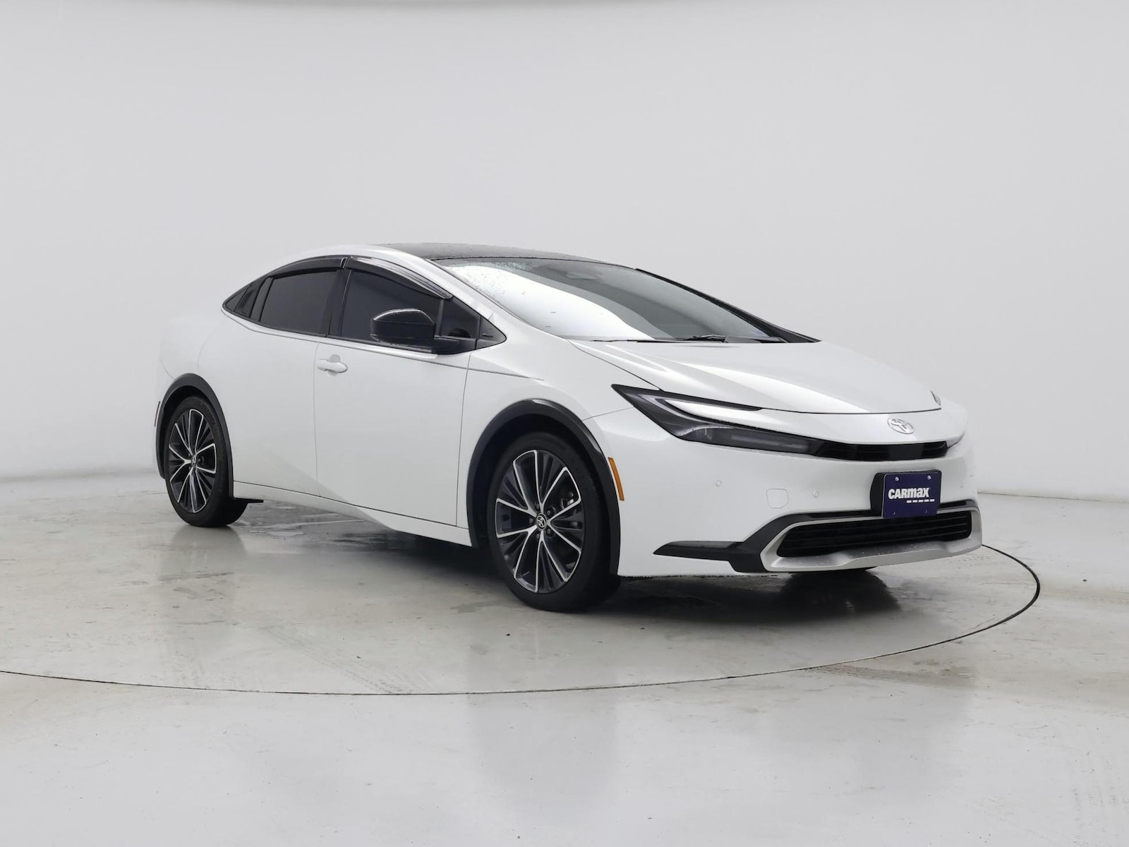 2023 Toyota Prius Limited - Photo 2