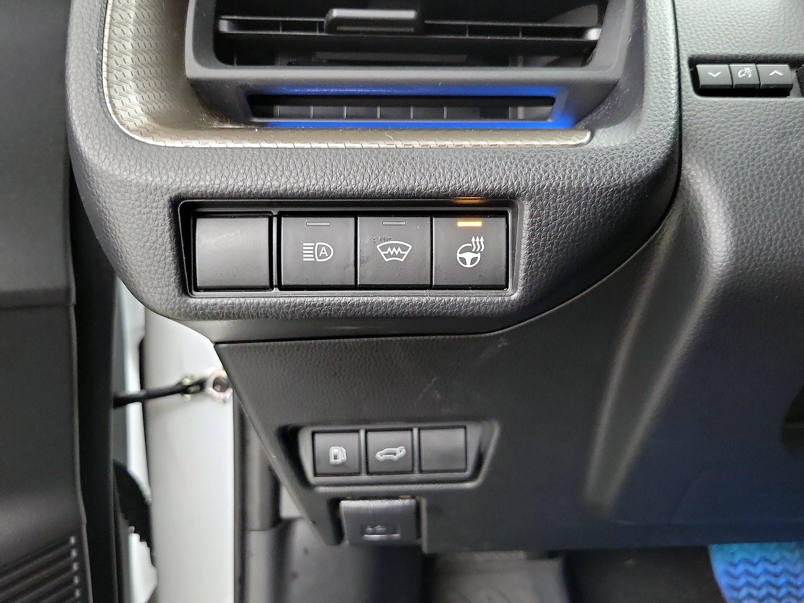 2023 Toyota Prius Limited - Photo 14