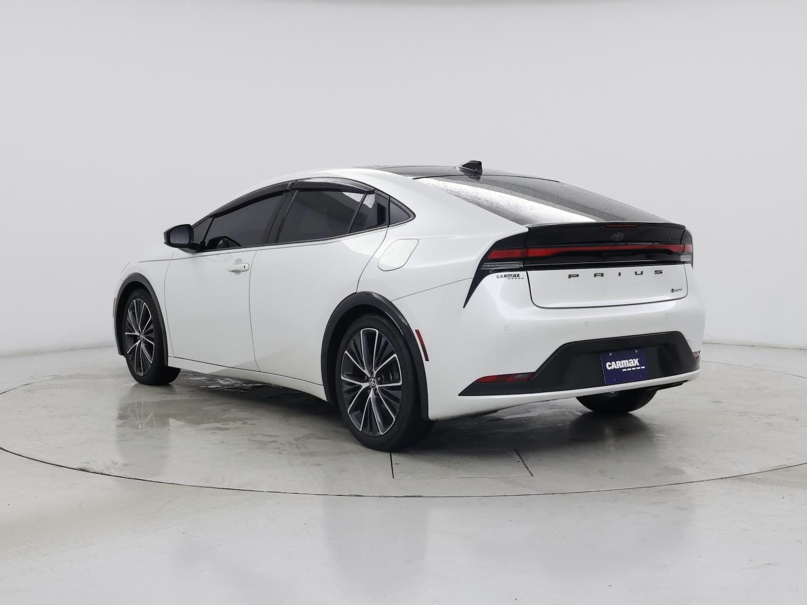 2023 Toyota Prius Limited - Photo 3