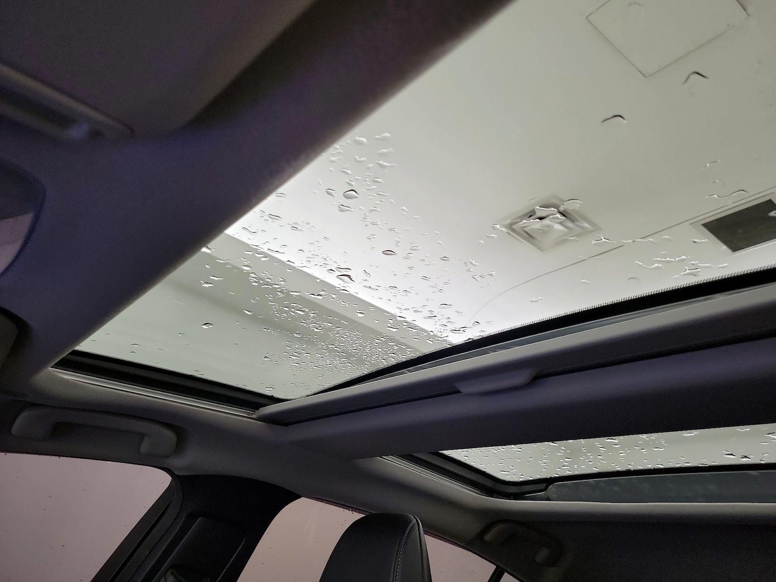 2023 Toyota Prius Limited - Photo 20