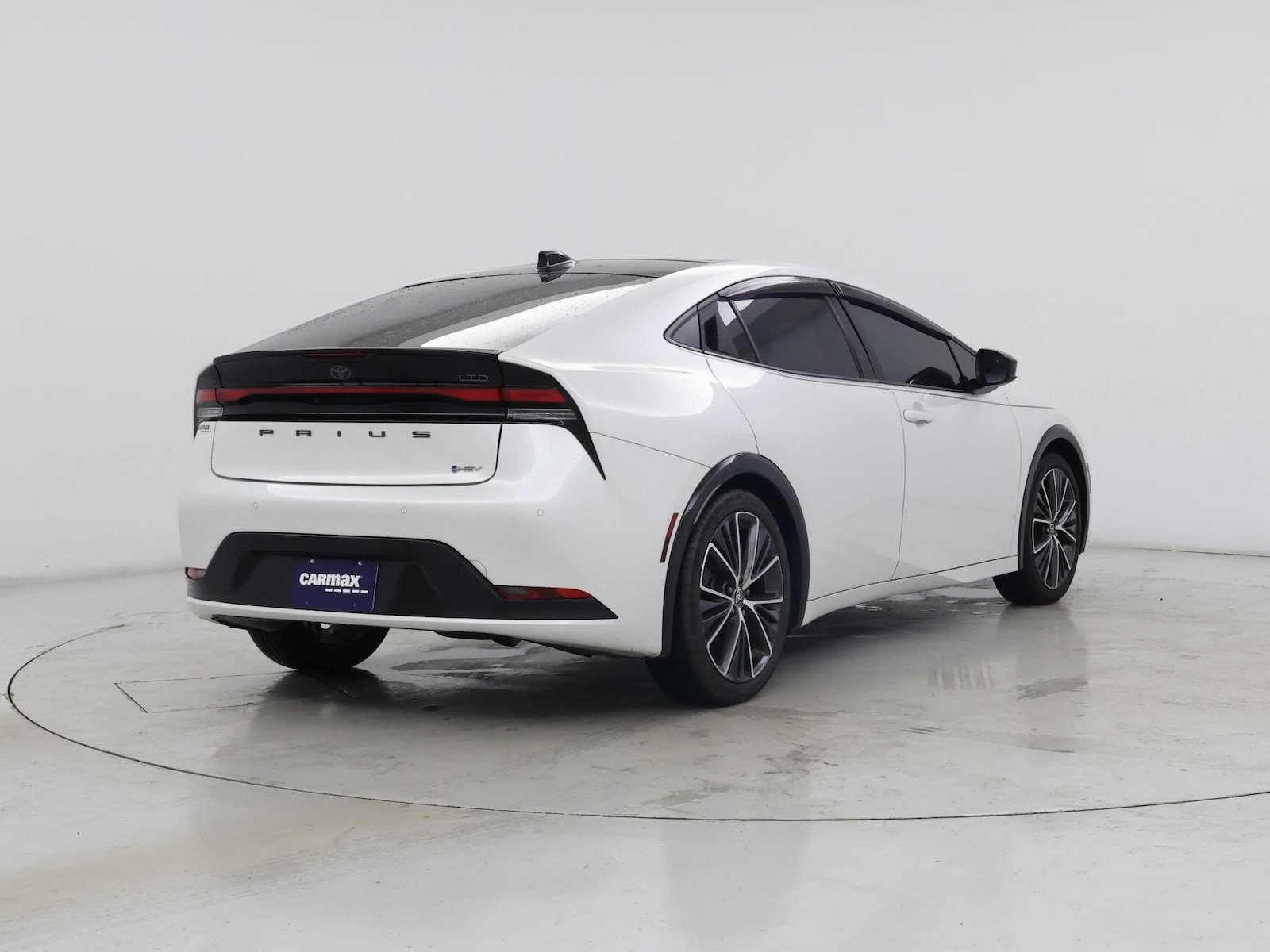 2023 Toyota Prius Limited - Photo 9