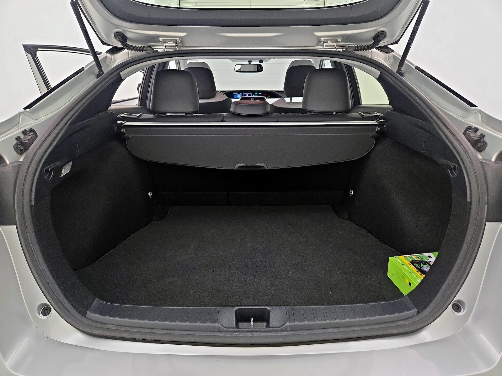 2016 Toyota Prius Four - Photo 22