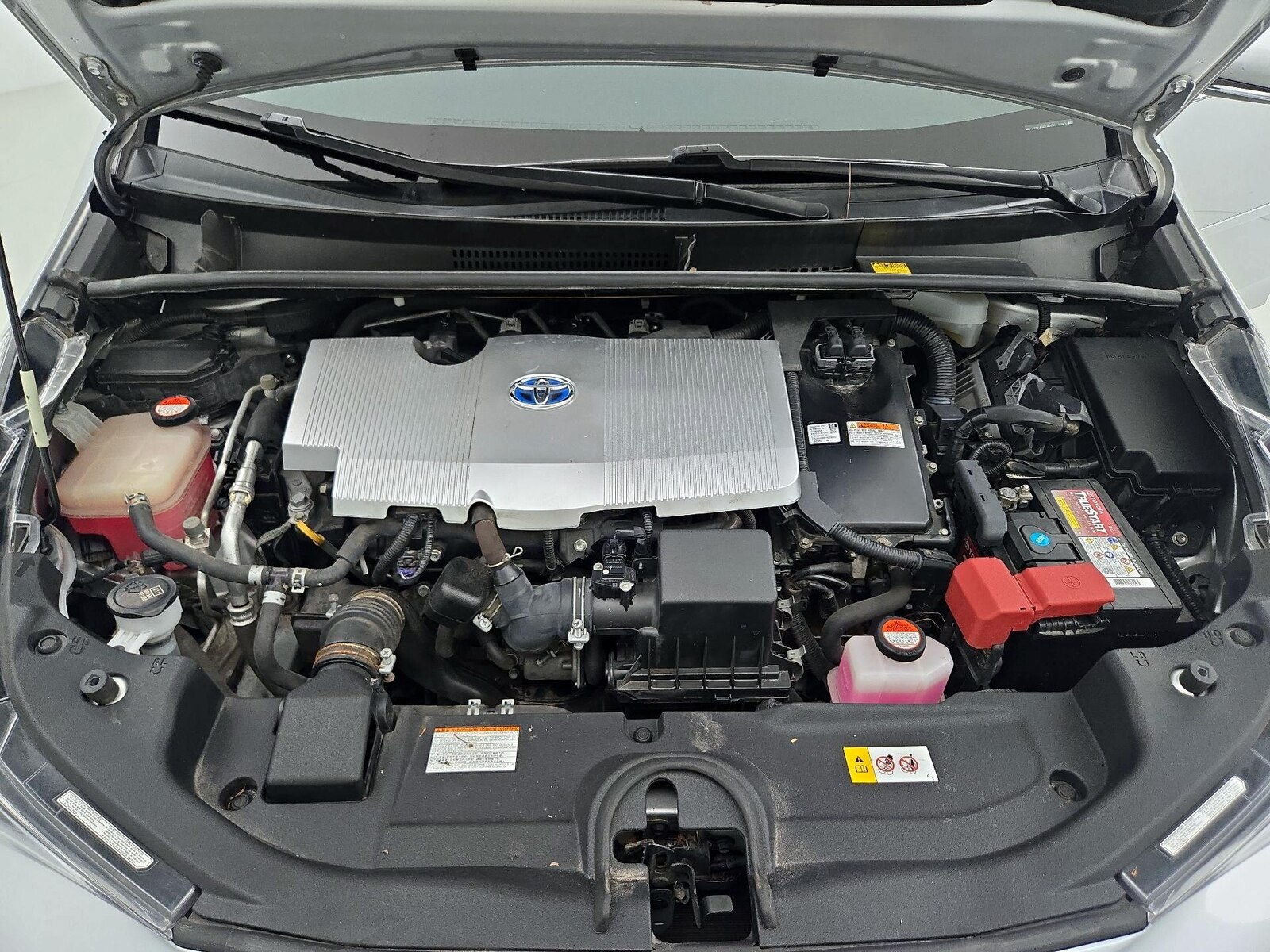2016 Toyota Prius Four - Photo 23
