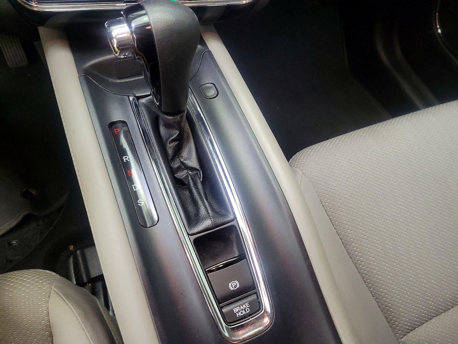 2017 Honda HR-V EX - Photo 18