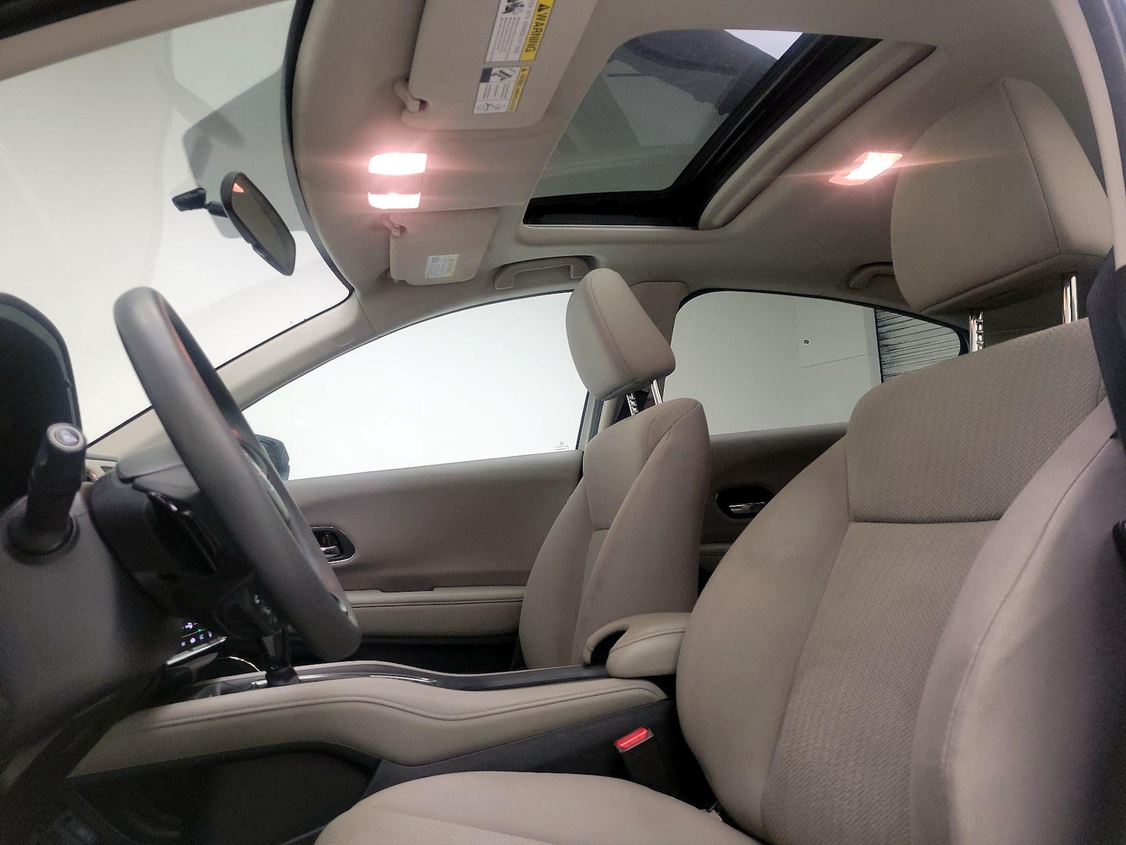 Sunroof(s) & Overhead Airbags