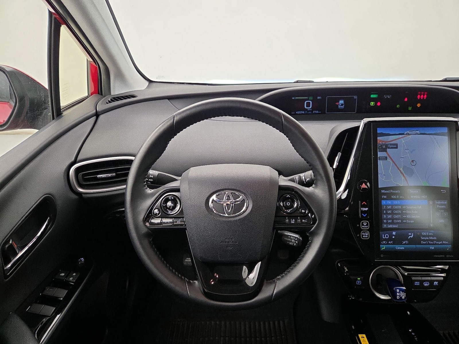 2021 Toyota Prius Prime XLE - Photo 11