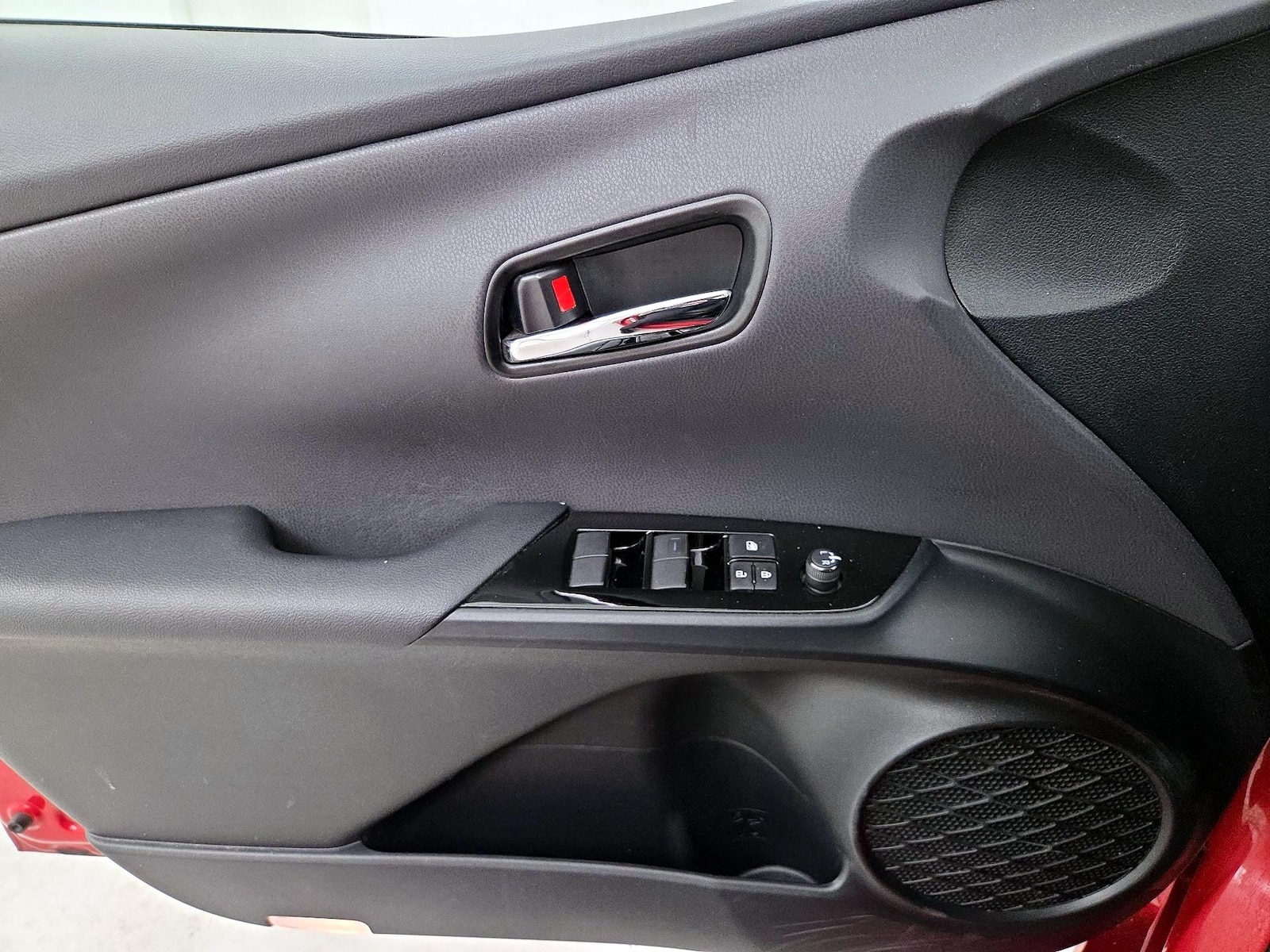 2021 Toyota Prius Prime XLE - Photo 13