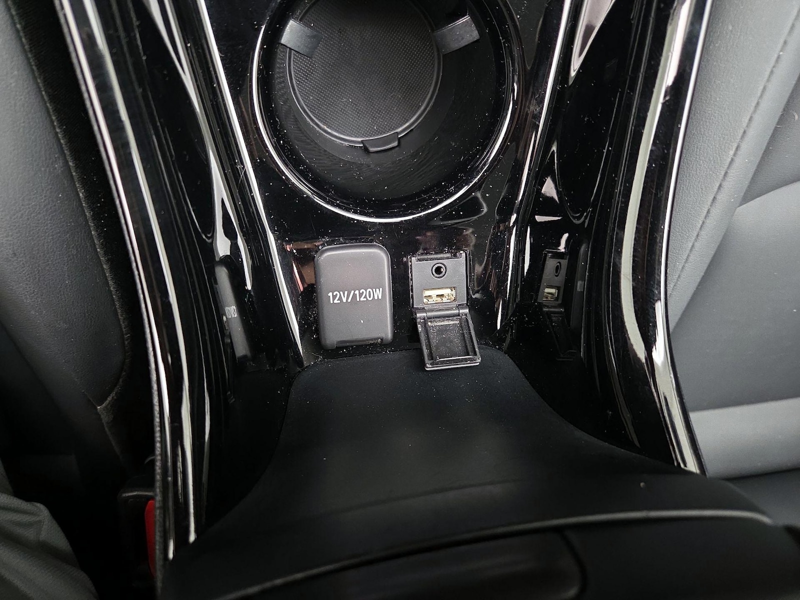 2021 Toyota Prius Prime XLE - Photo 20