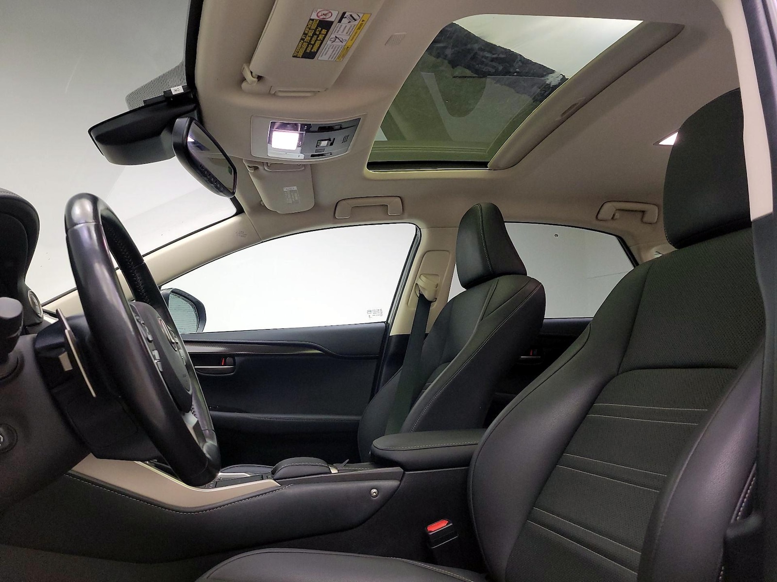 Sunroof(s) & Overhead Airbags