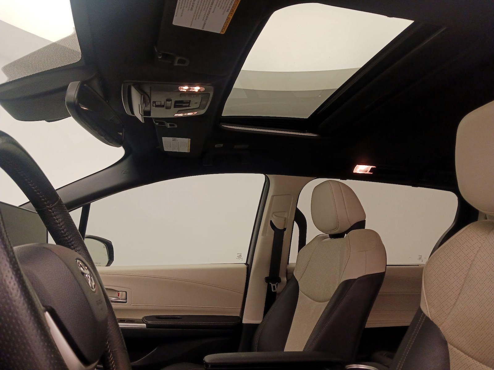 Sunroof(s) & Overhead Airbags