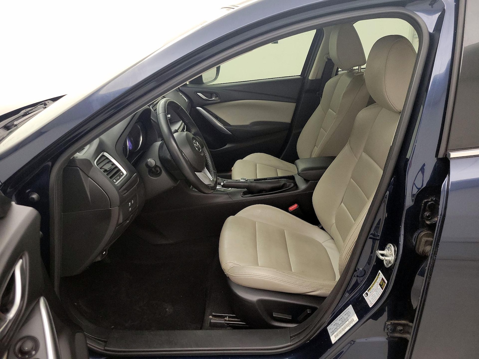 Power Seat(s) & Side Airbags