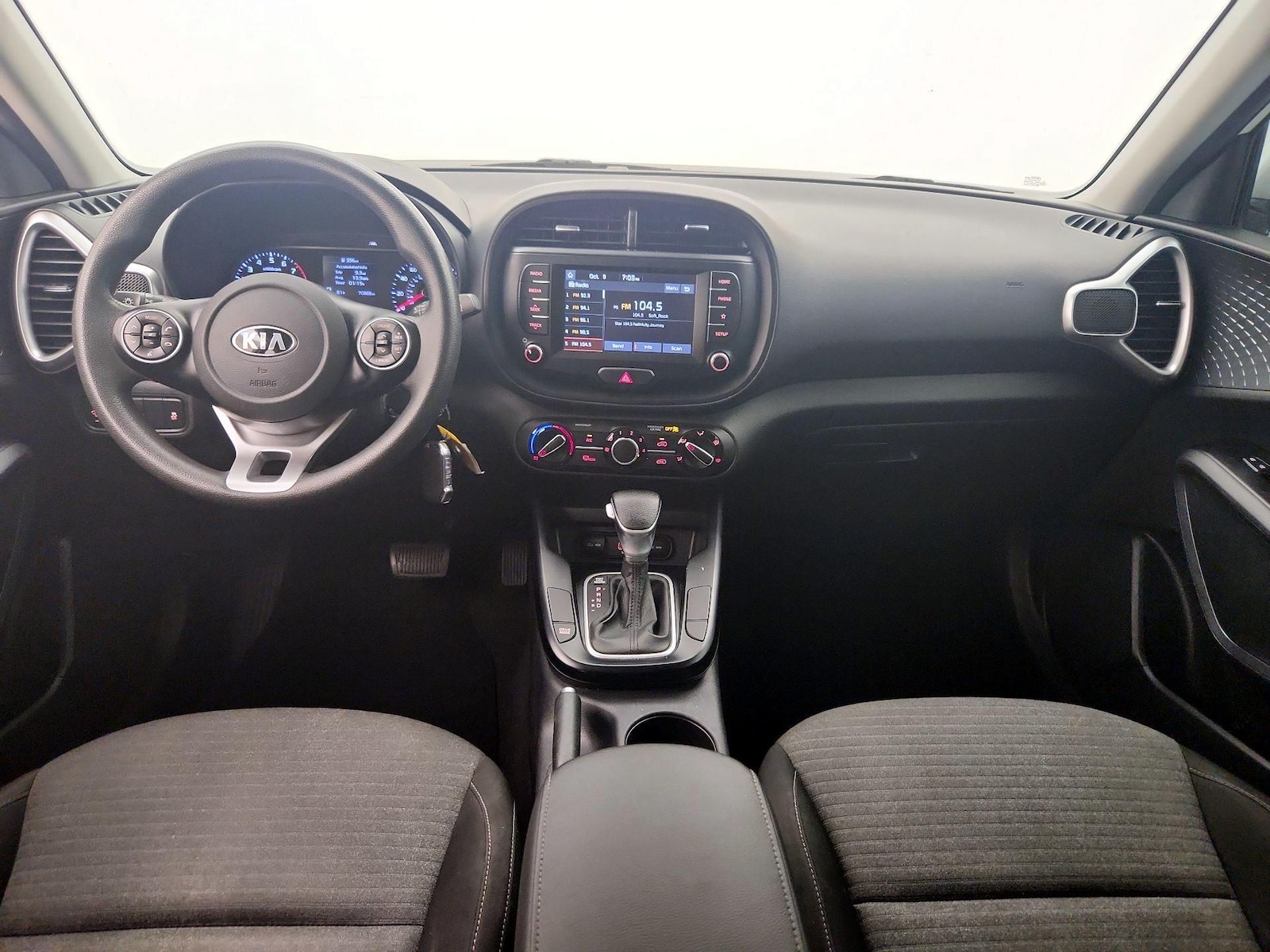 Apple CarPlay® & Android Auto™