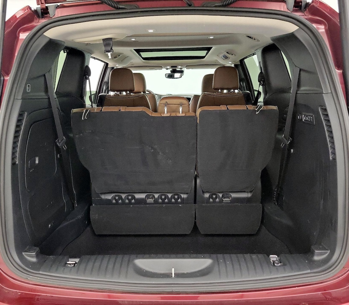 Trunk/Cargo (Seats Up)