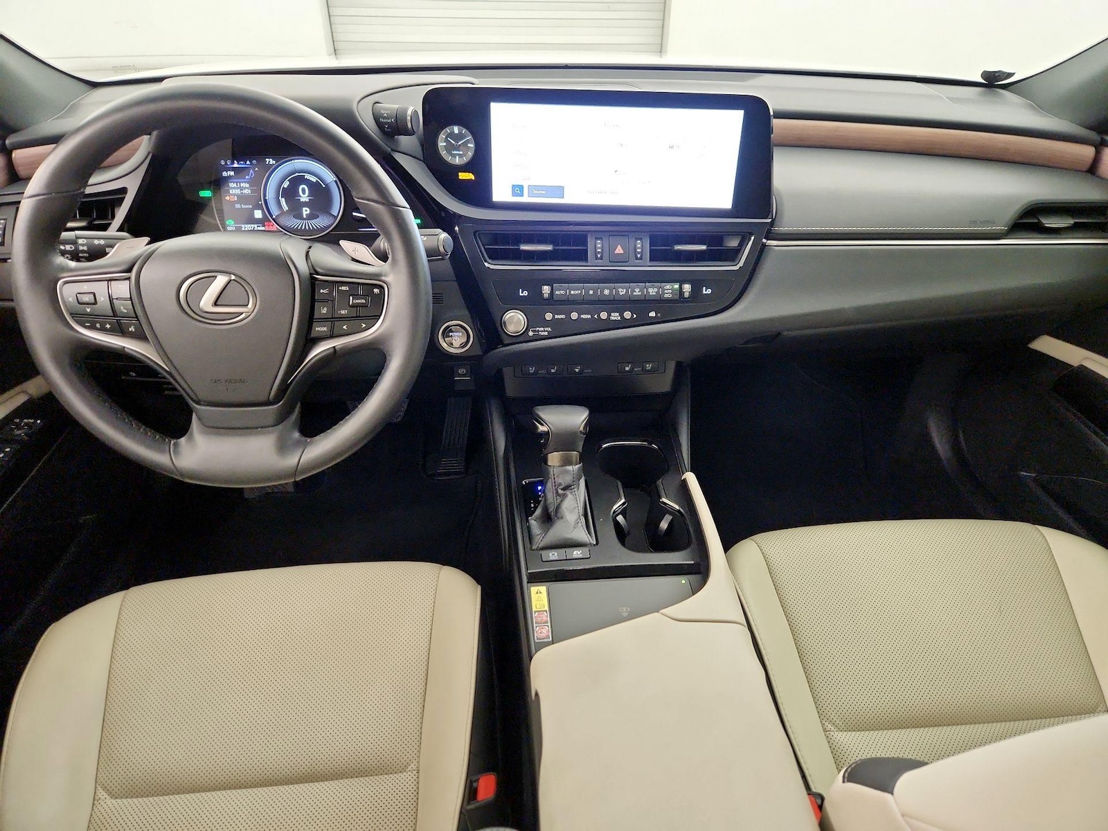 2023 Lexus ES Hybrid 300h - Photo 10