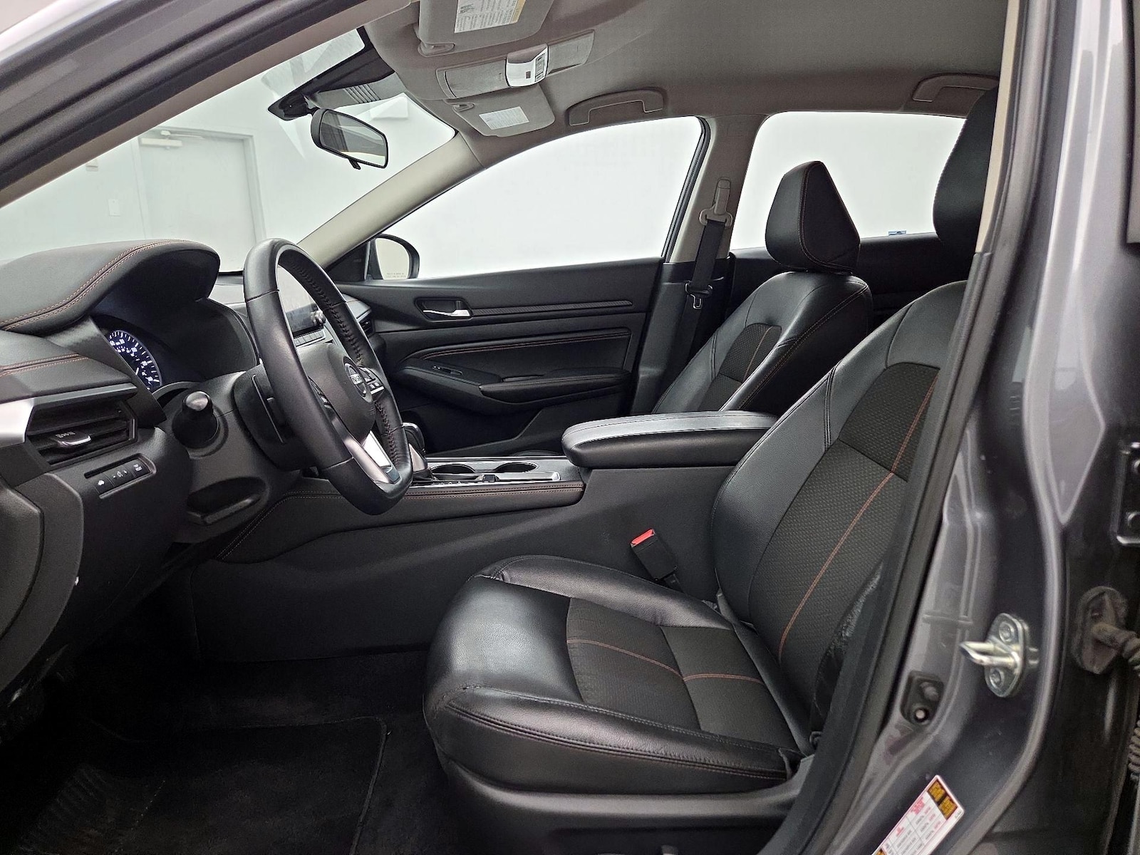 Power Seat(s) & Side Airbags