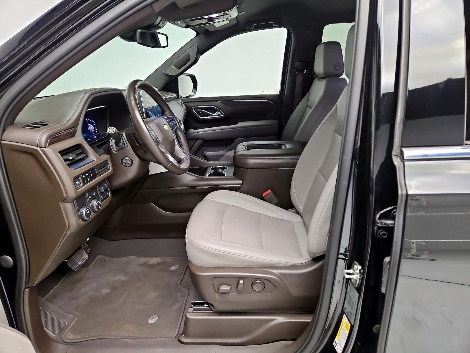 2023 Chevrolet Tahoe LT - Photo 12