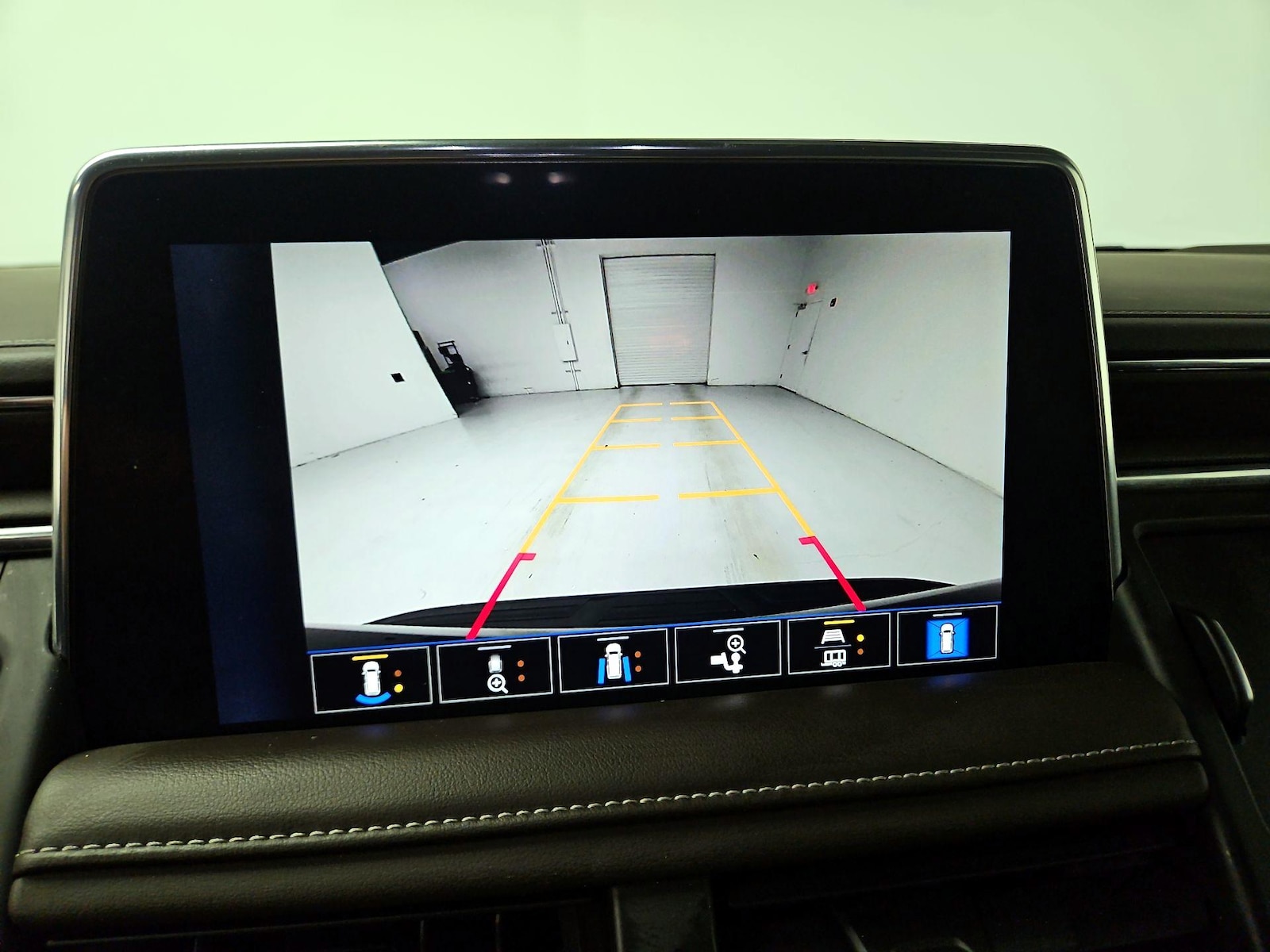 2023 Chevrolet Tahoe LT - Photo 16