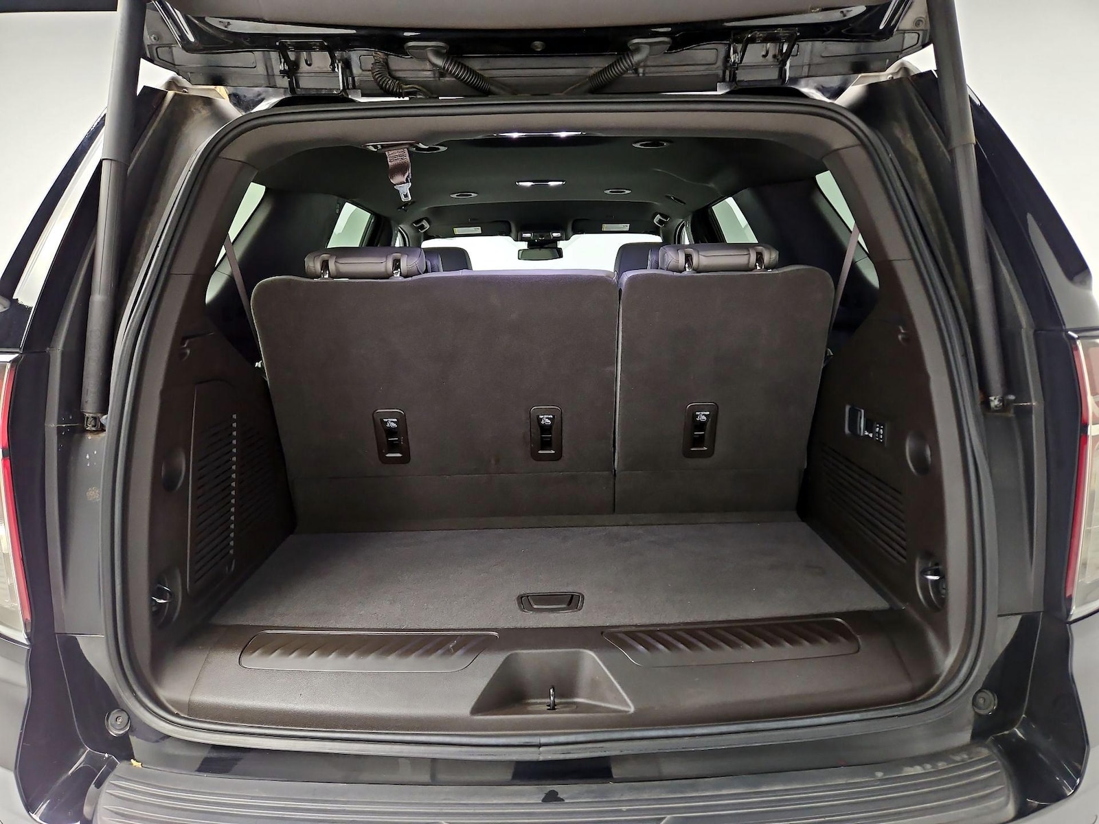 2023 Chevrolet Tahoe LT - Photo 23