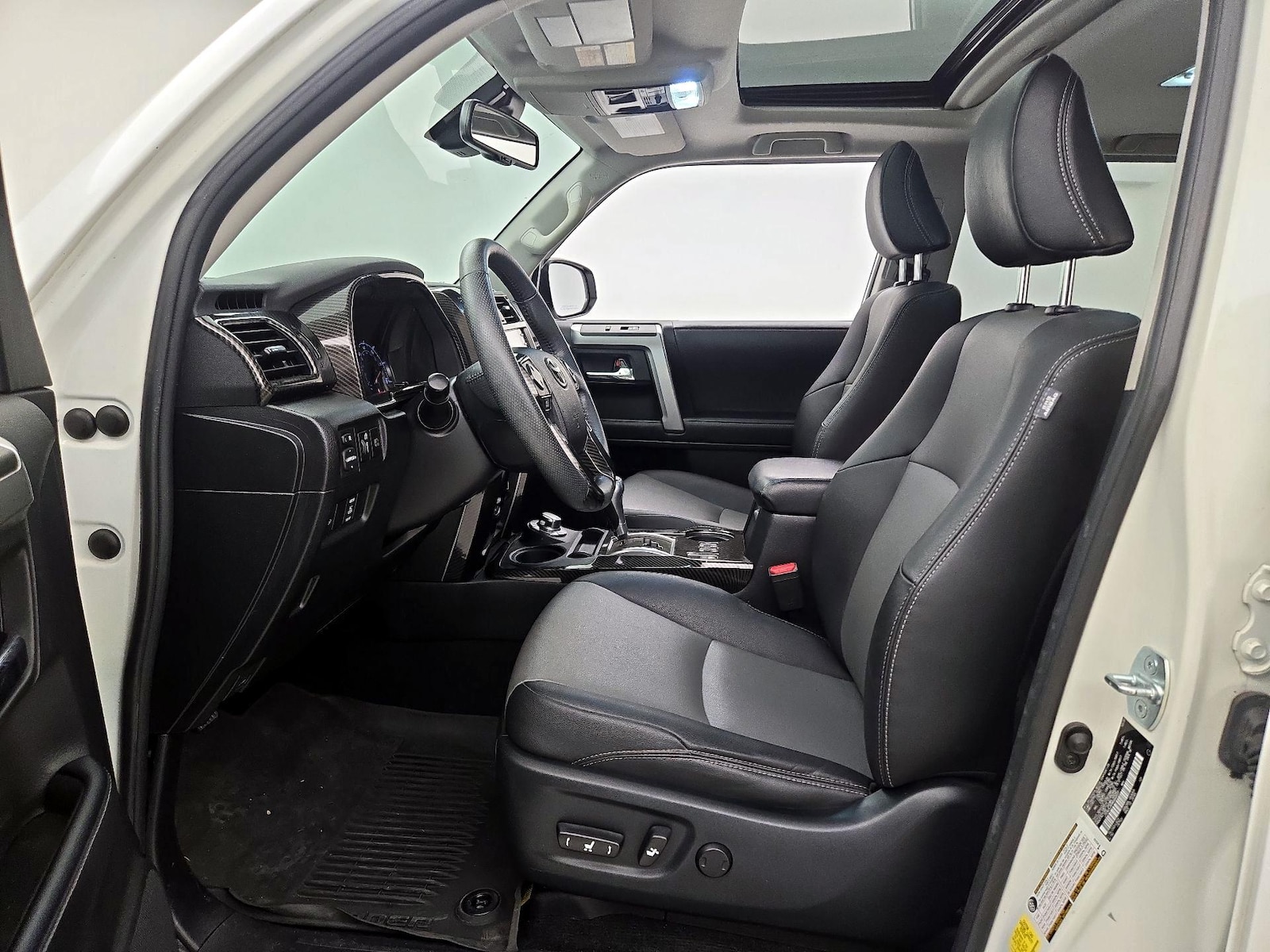 2021 Toyota 4Runner SR5 Premium - Photo 12