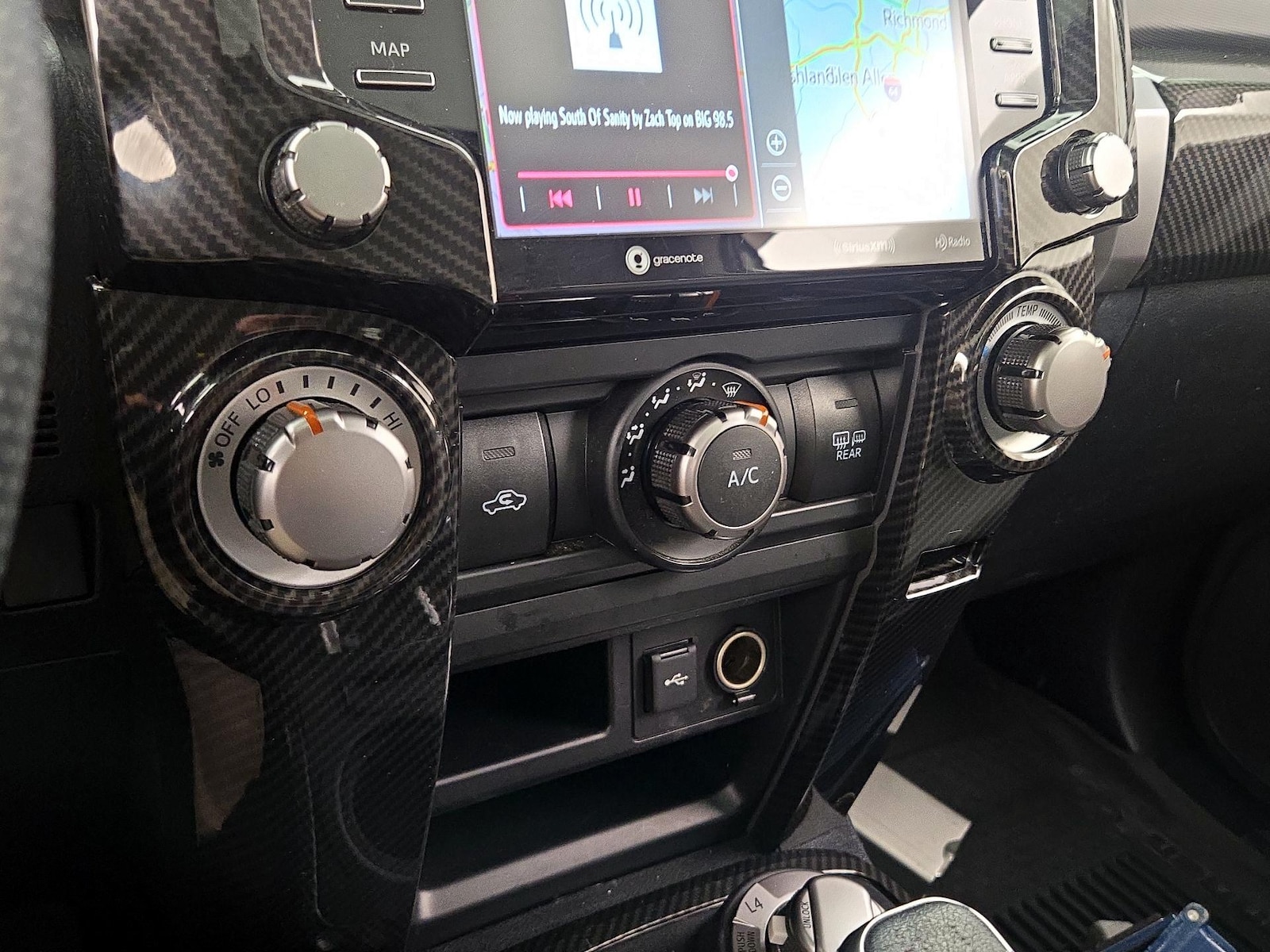 2021 Toyota 4Runner SR5 Premium - Photo 18