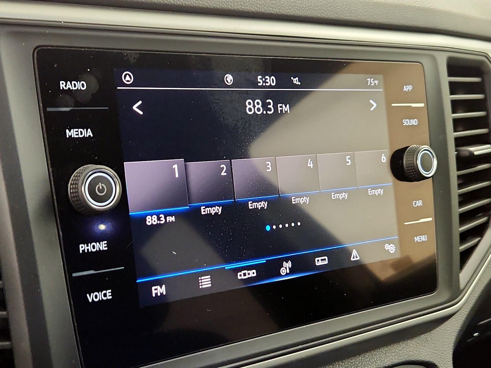 2021 Volkswagen Atlas Cross Sport SE w/Tech R-Line - Photo 15