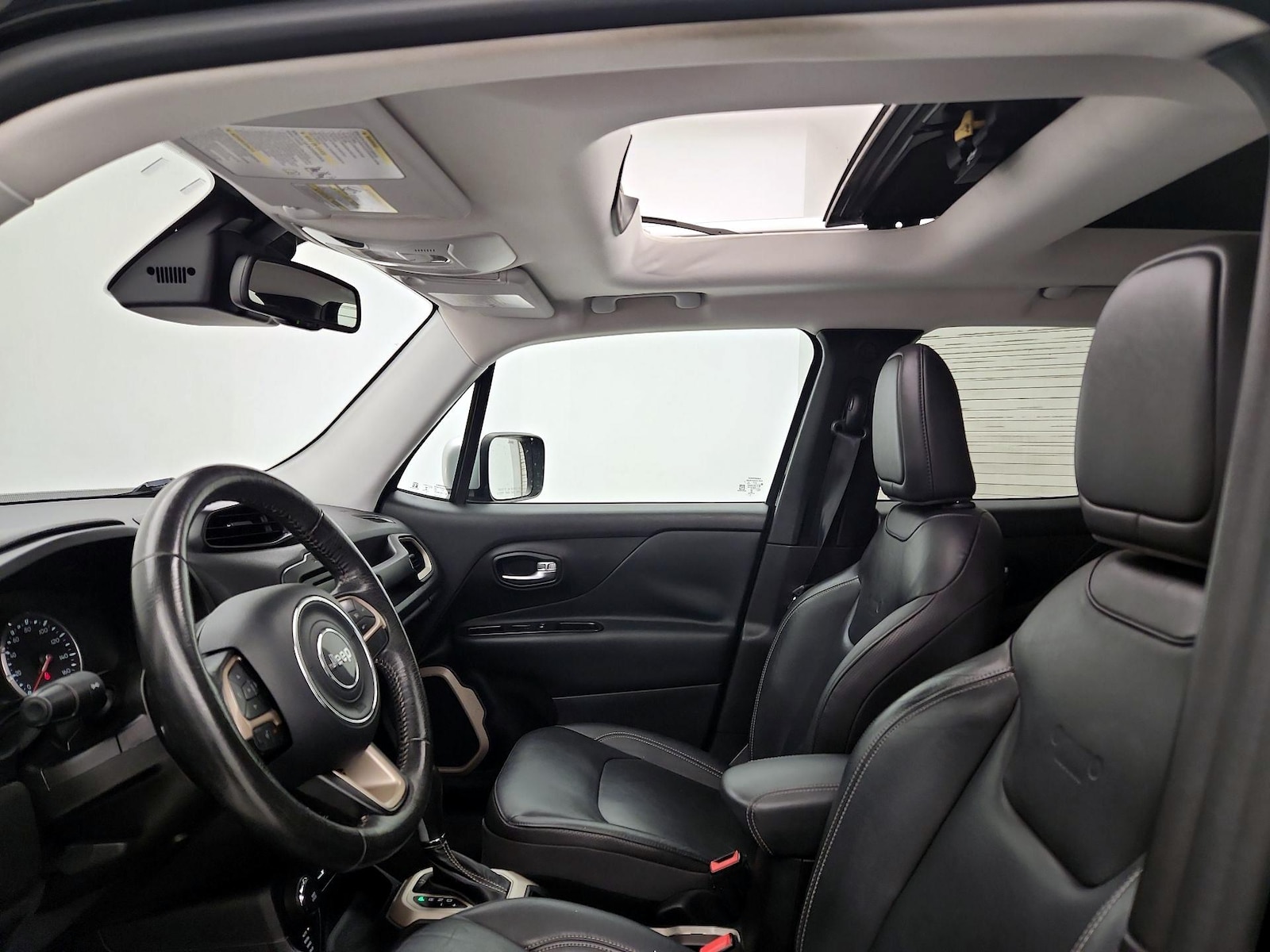 Sunroof(s) & Overhead Airbags